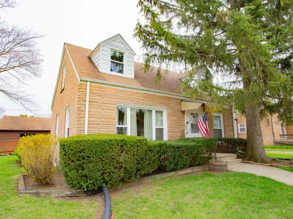 8259 N Osceola Ave, Niles, IL 60714