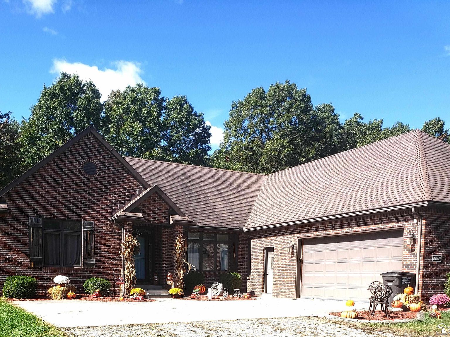 10269 Gorney St, Temperance, MI 48182 | MLS #50125068 | Zillow