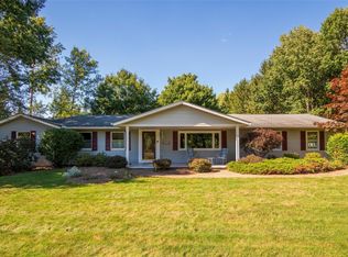 3840 Chapel Hill Dr, Erie, PA 16506