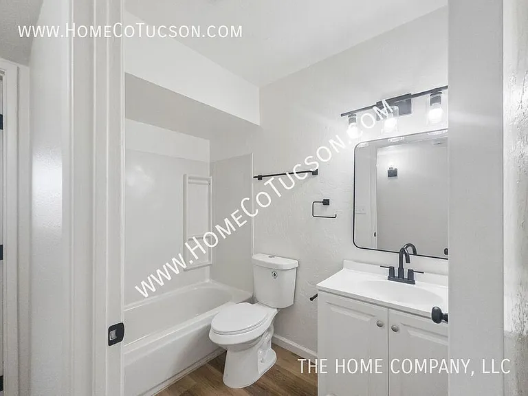 5123 Paseo Las Palmas — Photo 25