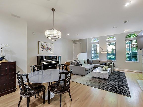 4th image of 353 W Superior St #A