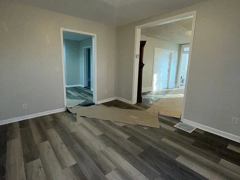 400 White St — Photo 18