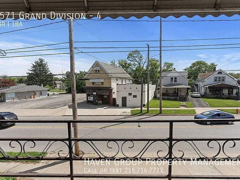 9571 Grand Division Ave #4 — Photo 17