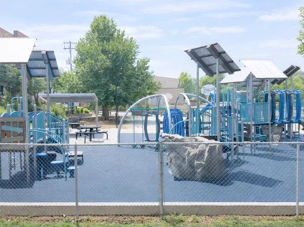 258 W Powers Ave, Littleton, CO