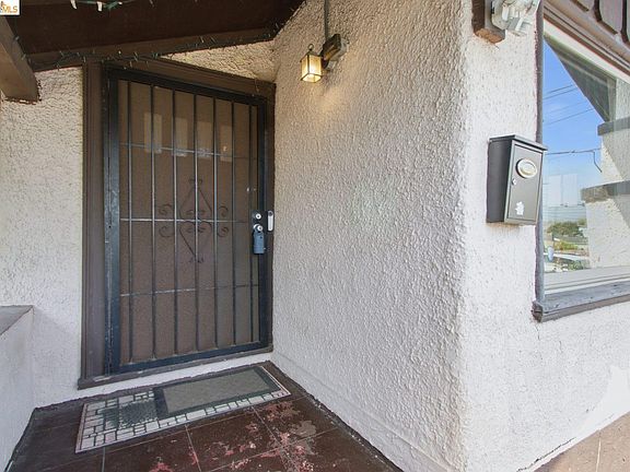 2nd image of 4315 Nevin Ave