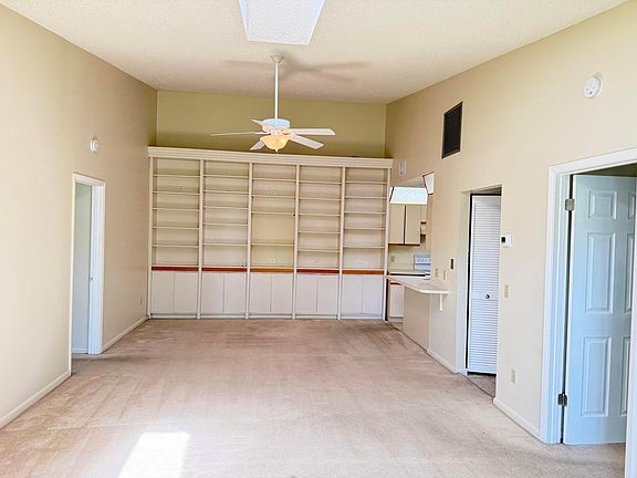 5th image of 8228 SE Croft Circle #J-8