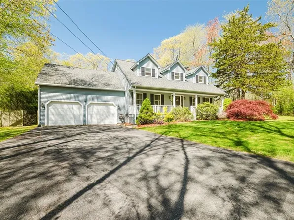 16 Bliss St, Rehoboth, MA 02769