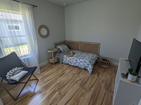 3rd image of 23038 NW 4th Pl