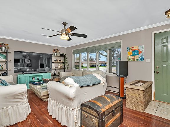 5th image of 139 Jeanne Dr