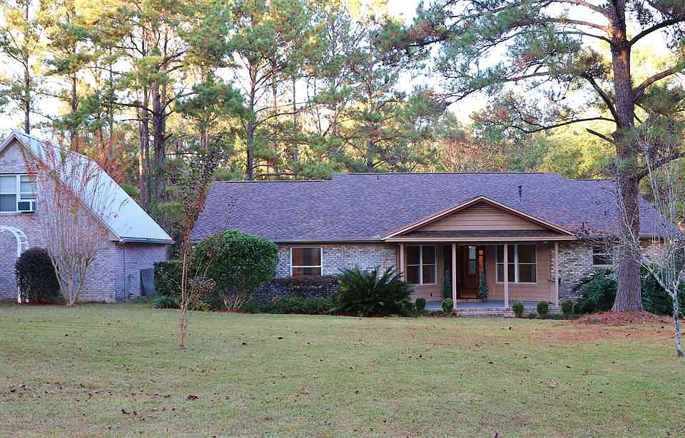 1st image of 2725 Beaver Creek Dr