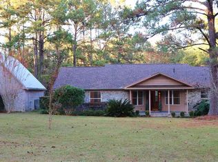 2725 Beaver Creek Dr, Havana, FL 32333