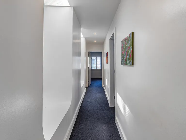 111 W Charlton St — Photo 42