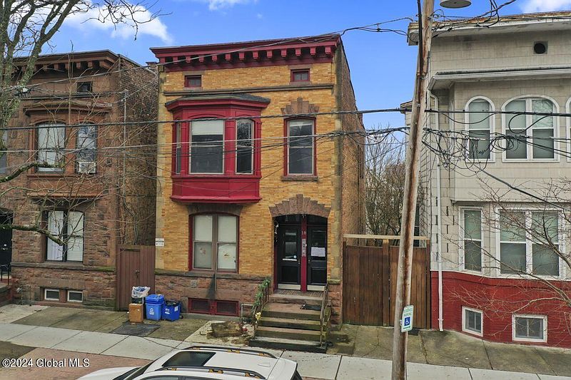 2nd image of 18 Dana Avenue