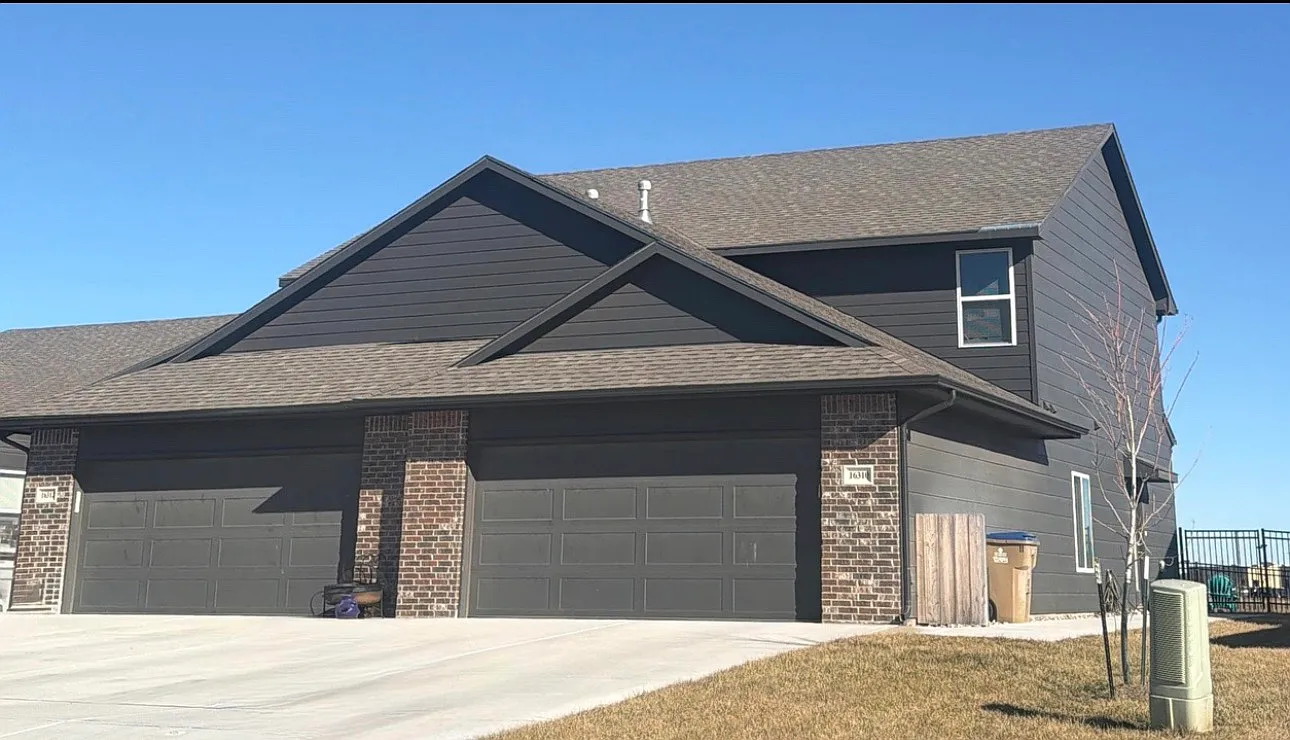 4 bed, 1451 sqft, $1,850 — Photo 1