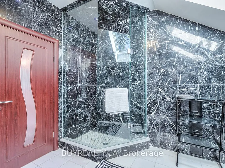 2530 King Rd — Photo 22