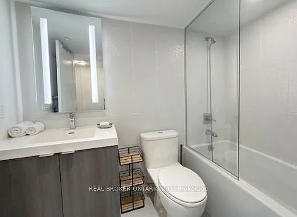 575 Bloor St E #602 — Photo 8