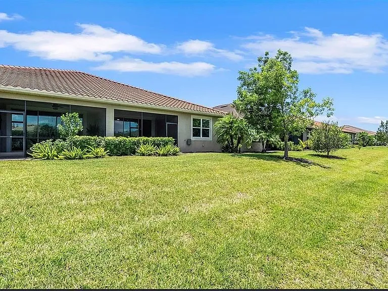 11780 Tapestry Ln — Photo 30