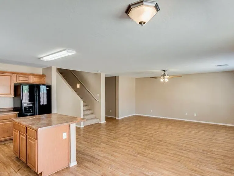 3886 W Dancer Ln — Photo 10
