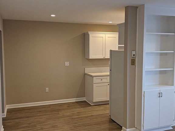 5th image of 2605 Madison Ave APT 2