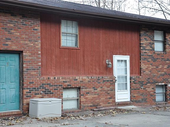 2nd image of 142 Albany Dr Unit 2