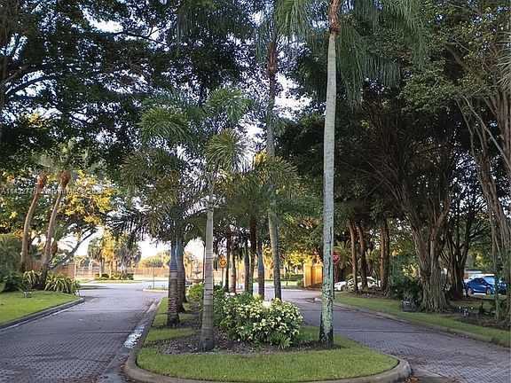 2nd image of 10741 Cleary Blvd APT 105