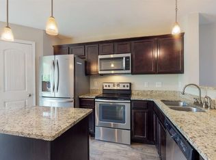 192 Cobblestone Place Dr, Goodlettsville, TN 37072