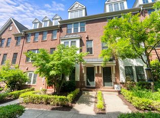 2509 S Kenmore Ct #1, Arlington, VA 22206