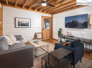 282 Red Feather Trl, Boone, NC 28607