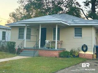 105 11th Ave, Chickasaw, AL 36611