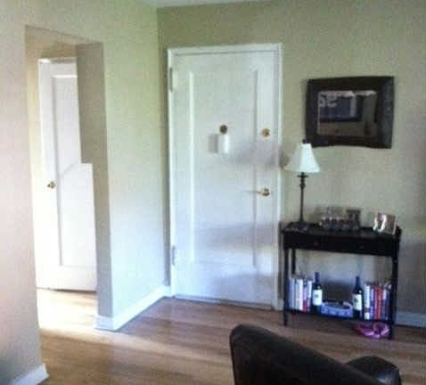2nd image of 275 Maple Ave APT 3G