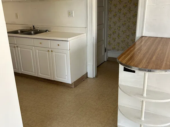 606 E Indiana Ave APT 2, Spokane, WA 99207