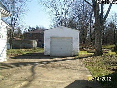 4th image of 625 Afton Ave