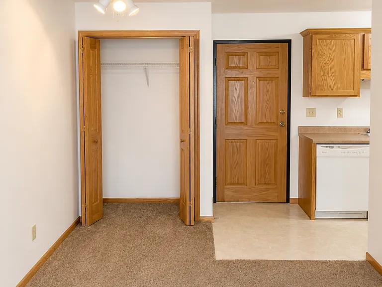 300 Liberty St #2 — Photo 3