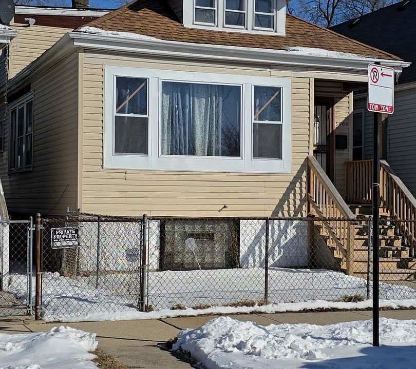 2nd image of 5603 S Hamilton Ave