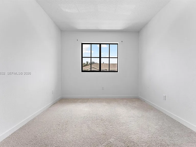 4825 Dillion St — Photo 44