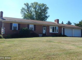 1554 Brechbill Rd, Chambersburg, PA 17202