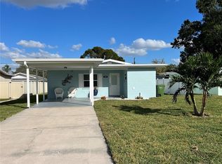925 Rhodes Ave, Sarasota, FL 34237