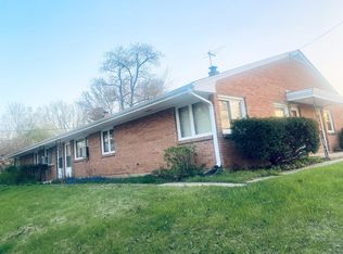 3916 Auburn St, Rockford, IL 61101