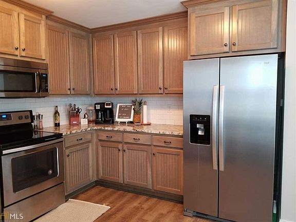 4th image of 309 Edgarton Way