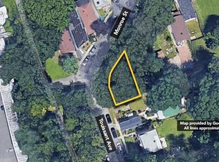 2 Monroe St, Yonkers, NY 10710
