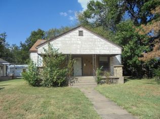 409 W Cleveland Ave, Ponca City, OK 74601