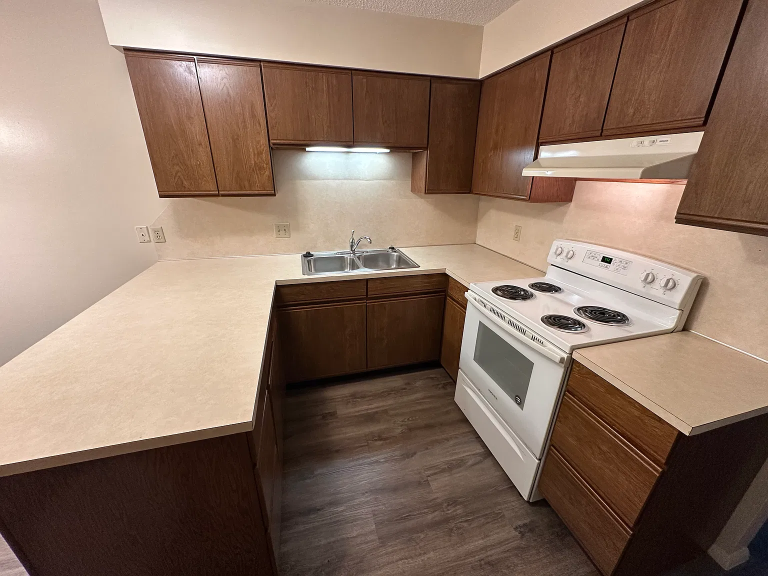 2 bed, $875 — Photo 4
