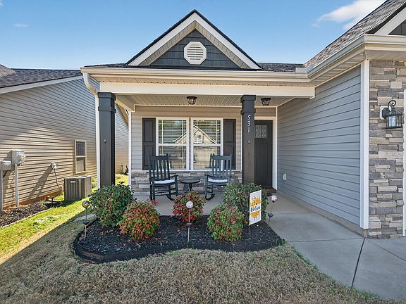 2nd image of 531 Ridgeville Crossing Dr