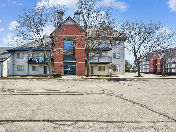 3rd image of 1450 Glen Abbey Gate #434