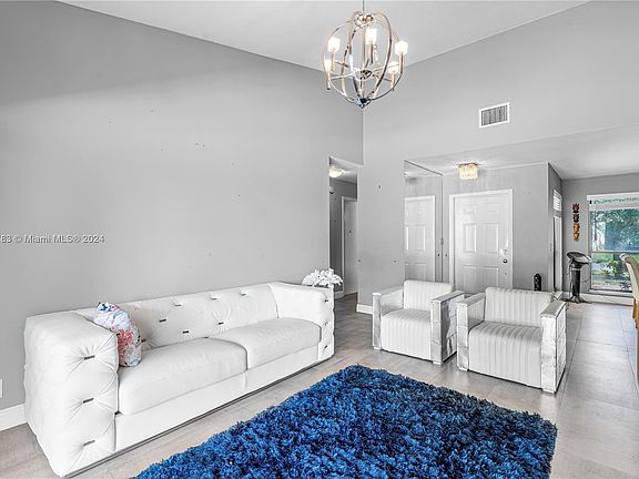 5th image of 4110 NW 69th Ter