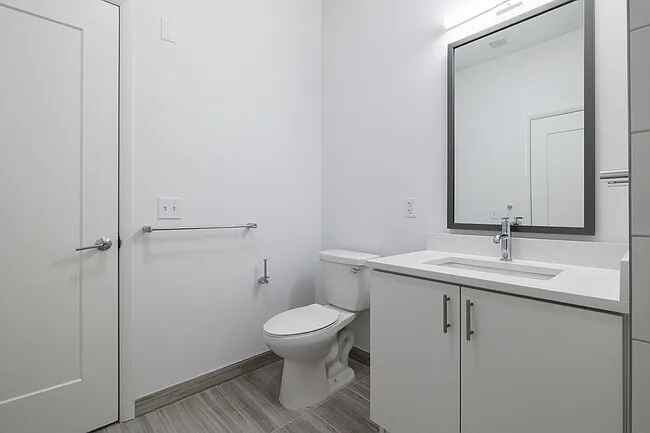 1332 Clinton St #601 — Photo 4