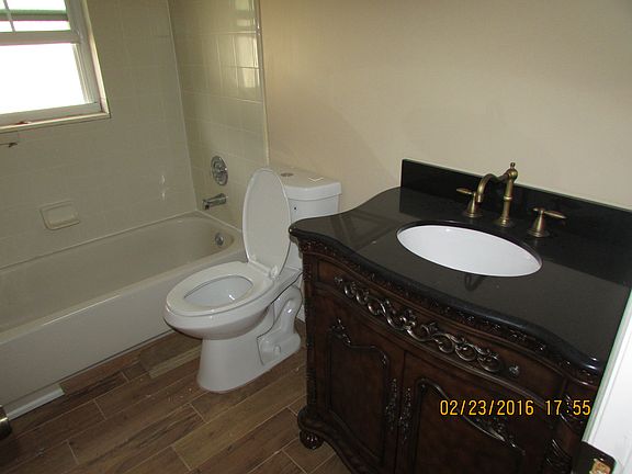 5th image of 892 Stonybrook Cir