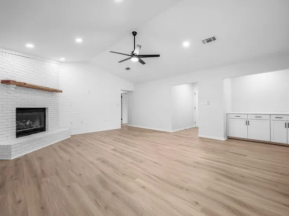 122 Pryor Dr, Mary Esther, FL 32569
