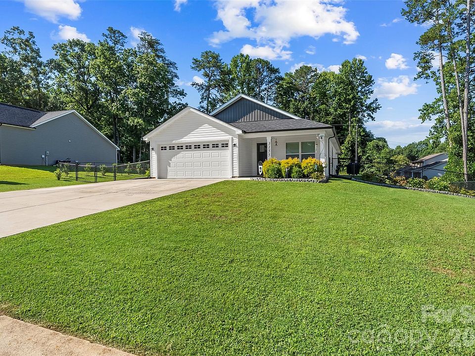 1st image of 3155 Riber Ln