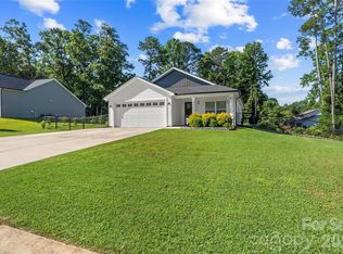 3155 Riber Ln, Claremont, NC 28610